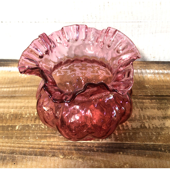 Vintage Cranberry Red Fenton Ruffled Beaded Diamond Optic Vase 5" Tall - Picture 2 of 4